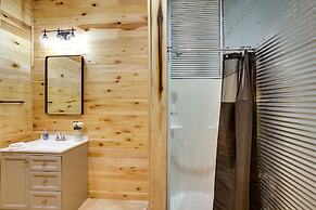 Burkesville Cabin, 3 Mi to Dale Hollow Lake!