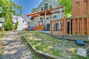 Turtle Cove Bay Beach House ~ 13 Mi to Buffalo!