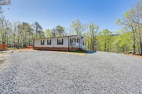 Peaceful Danbury Getaway - 3 Mi to Hanging Rock!