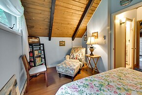 Tolland Cabin w/ Private Hot Tub & Grill!