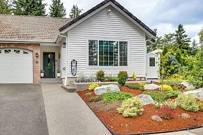 Newly Built Maple Valley Vacation Rental w/ Patio!