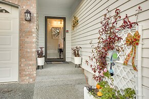 Newly Built Maple Valley Vacation Rental w/ Patio!