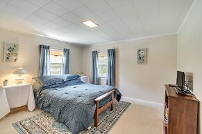 Walworth Home w/ Hot Tub - Near Golf Courses!