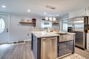 Walworth Home w/ Hot Tub - Near Golf Courses!