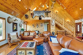 Pet-friendly Vienna Cabin w/ Screened-in Porch!