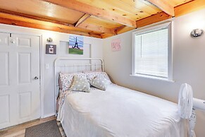 Paris Vacation Rental ~ 22 Mi to Mount Magazine!