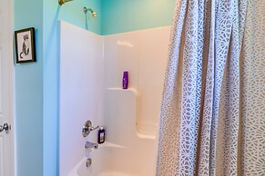 Cozy Georgetown Cottage on a Working Horse Farm!