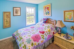 Cozy Georgetown Cottage on a Working Horse Farm!
