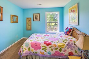 Cozy Georgetown Cottage on a Working Horse Farm!