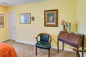 Cozy Georgetown Cottage on a Working Horse Farm!