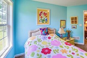 Cozy Georgetown Cottage on a Working Horse Farm!