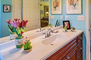 Cozy Georgetown Cottage on a Working Horse Farm!