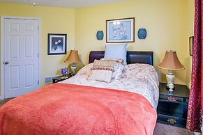 Cozy Georgetown Cottage on a Working Horse Farm!