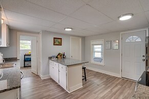 Upstate New York Vacation Rental w/ Hot Tub!