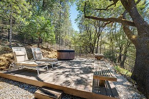 Meadow Vista Mountain Escape w/ River Views!