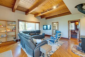 Meadow Vista Mountain Escape w/ River Views!