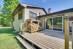 Champion Vacation Rental With Fire Pit!