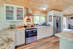 Champion Vacation Rental With Fire Pit!