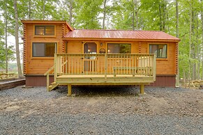 Scenic Deck & Grill: Middlebury Center Retreat!