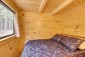 Scenic Deck & Grill: Middlebury Center Retreat!