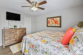 Corinth Getaway w/ Deck ~ 11 Mi to Ark Encounter!