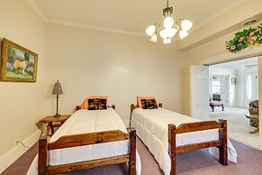 Paris Vacation Rental ~ 15 Mi to Mount Magazine!