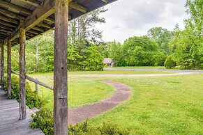 6 Mi to Scottsboro: Pet-friendly Cabin Apt