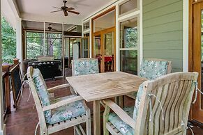 Waterfront Loranger Cottage: Hot Tub, Deck & Grill