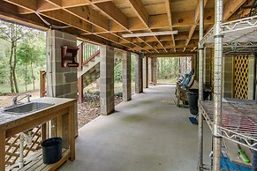 Waterfront Loranger Cottage: Hot Tub, Deck & Grill