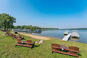 Delavan Retreat w/ Patio on Turtle Lake!