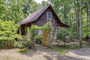 Cozy Bainbridge Retreat w/ Fireplace + Deck!