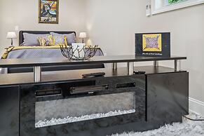 Hickory Hideaway: Pet-friendly Haven w/ Fire Pit!