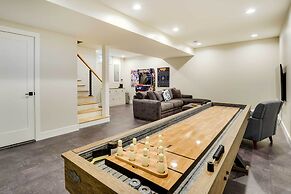 Modern Lake Ontario Escape w/ Beach Access!