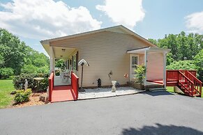 Peaceful Chatham Home w/ Grill & Deck