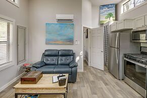 Fishing Pond: Minervas Cottage in West Point!