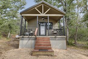 Fishing Pond: Minervas Cottage in West Point!