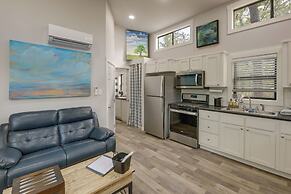 Fishing Pond: Minervas Cottage in West Point!