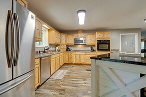 Peaceful Lucedale Hideaway on Private Acerage!