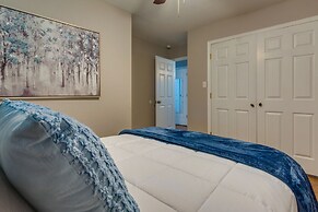 Searcy Vacation Rental w/ Deck & Water Views!