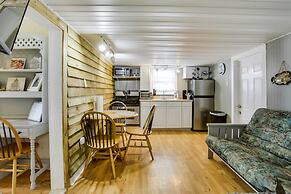 Golden Meadow Getaway: Patio, Grill, and Kayaks!