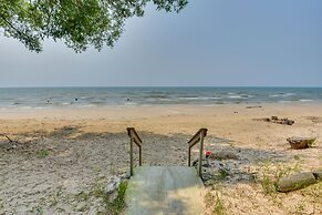 Spacious Lake Ontario Getaway: Steps to Beach!