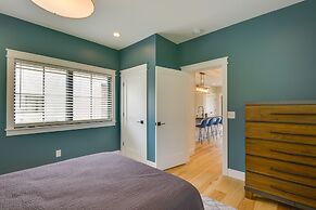 Spacious Lake Ontario Getaway: Steps to Beach!