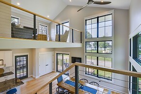 Spacious Lake Ontario Getaway: Steps to Beach!