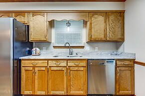 Dog-friendly Alabama Retreat w/ Patio & Fire Pit!