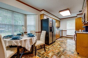 Dog-friendly Alabama Retreat w/ Patio & Fire Pit!