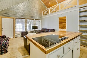 Golden Meadow Getaway: Waterfront Retreat w/ Deck