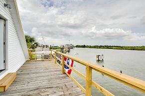 Golden Meadow Getaway: Waterfront Retreat w/ Deck