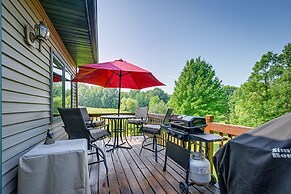 Cozy Wisconsin Retreat w/ Deck, Grill & Fire Pit!