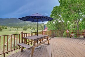 Alder Home w/ Mountain Views 2 Mi to Ruby River