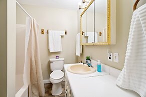 Charming Pocahontas Escape Near Historic Downtown!